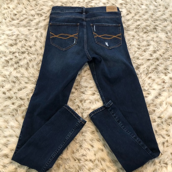 Abercrombie and Fitch high waisted skinny jeans - Picture 3 of 6